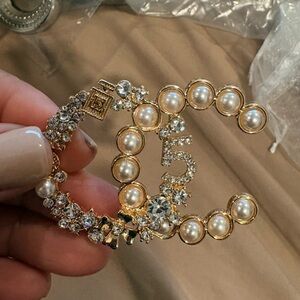 Elegant Gold and Silver Women's Jewelry